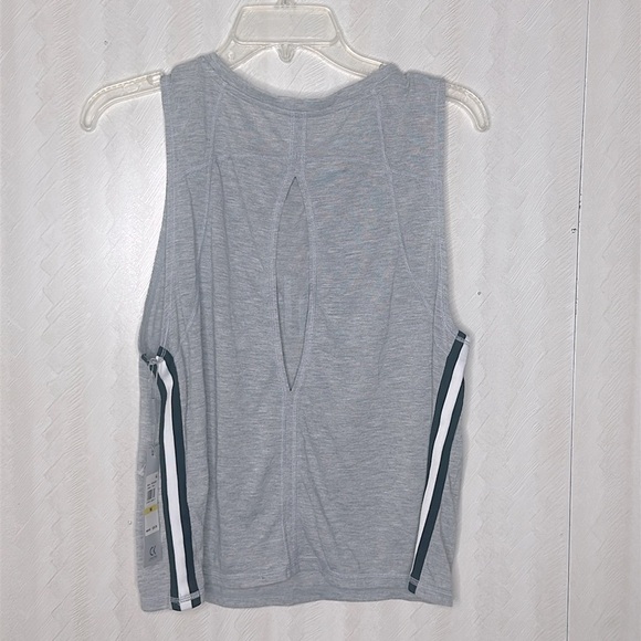 🆕 CALVIN KLEIN Women's Performance Open Back Cropped Training Tank Top size M - Picture 6 of 8